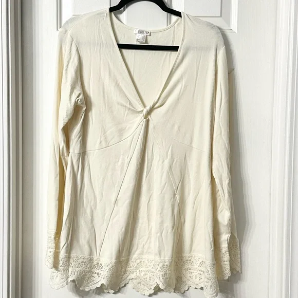 VENUS - Babydoll Lace Trim Top - Picture 7 of 8